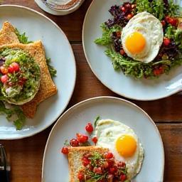 Seasonal all-day brunch dishes made with locally sourced produce